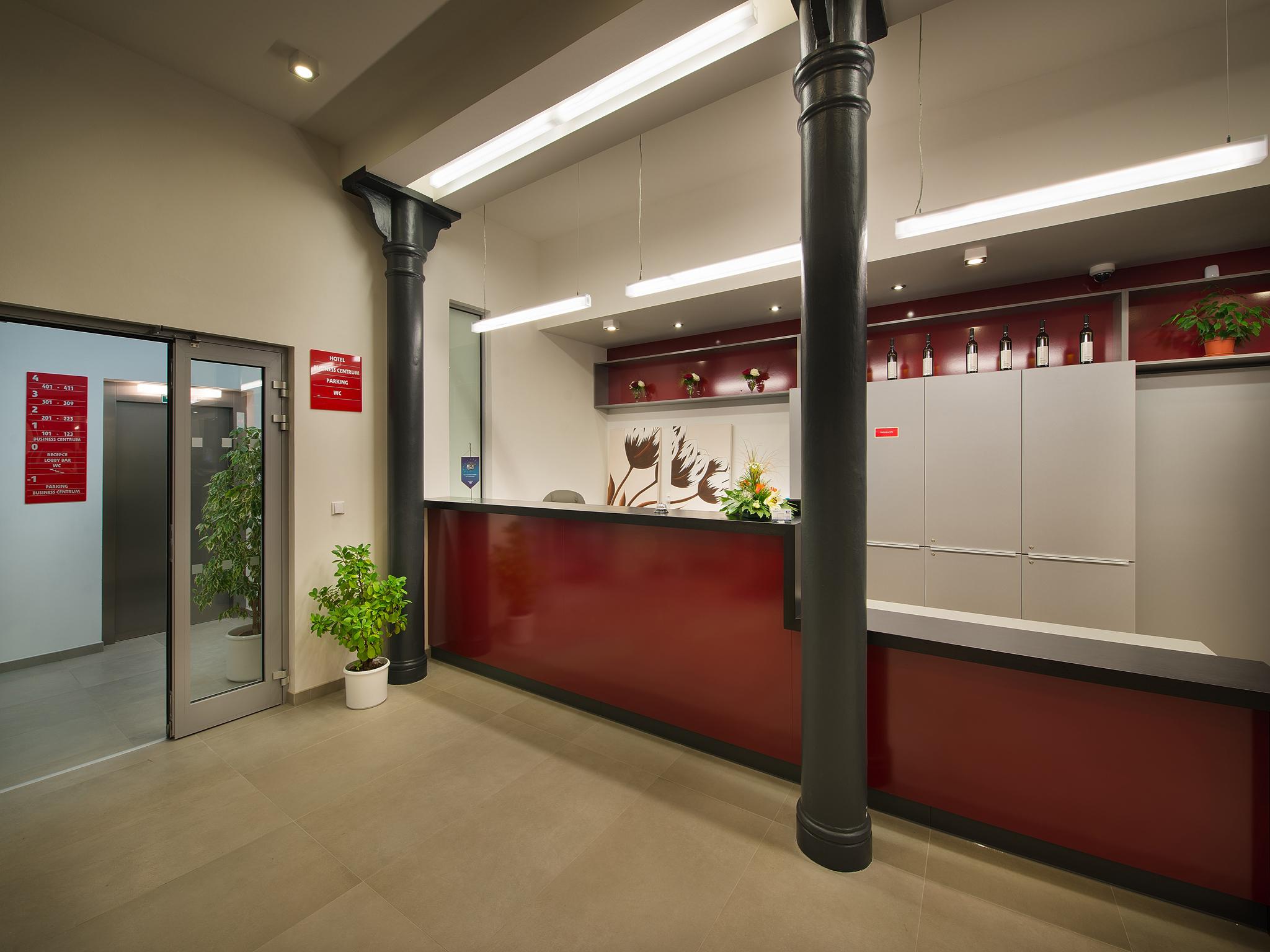 Ea Business Hotel Jihlava Luaran gambar