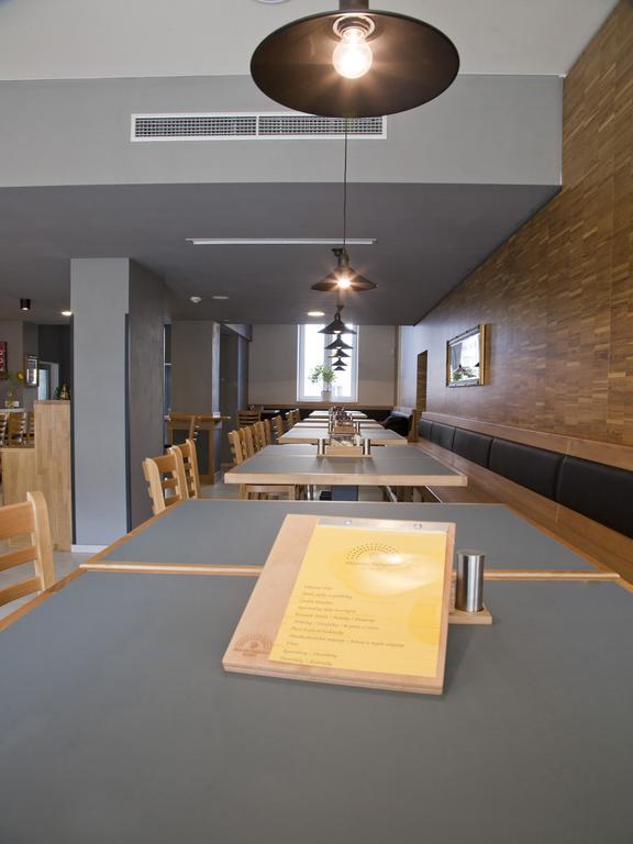 Ea Business Hotel Jihlava Luaran gambar